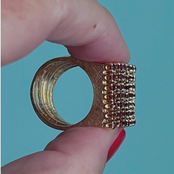 14k Gold and Garnet Rings - set of 3 - Picture 6 of 12